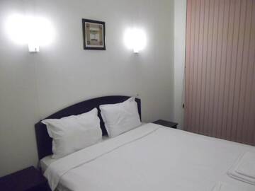 Фото номера Двухместный номер с 1 кроватью или 2 отдельными кроватями Отель Hotel Enchevi г. Кирково 5